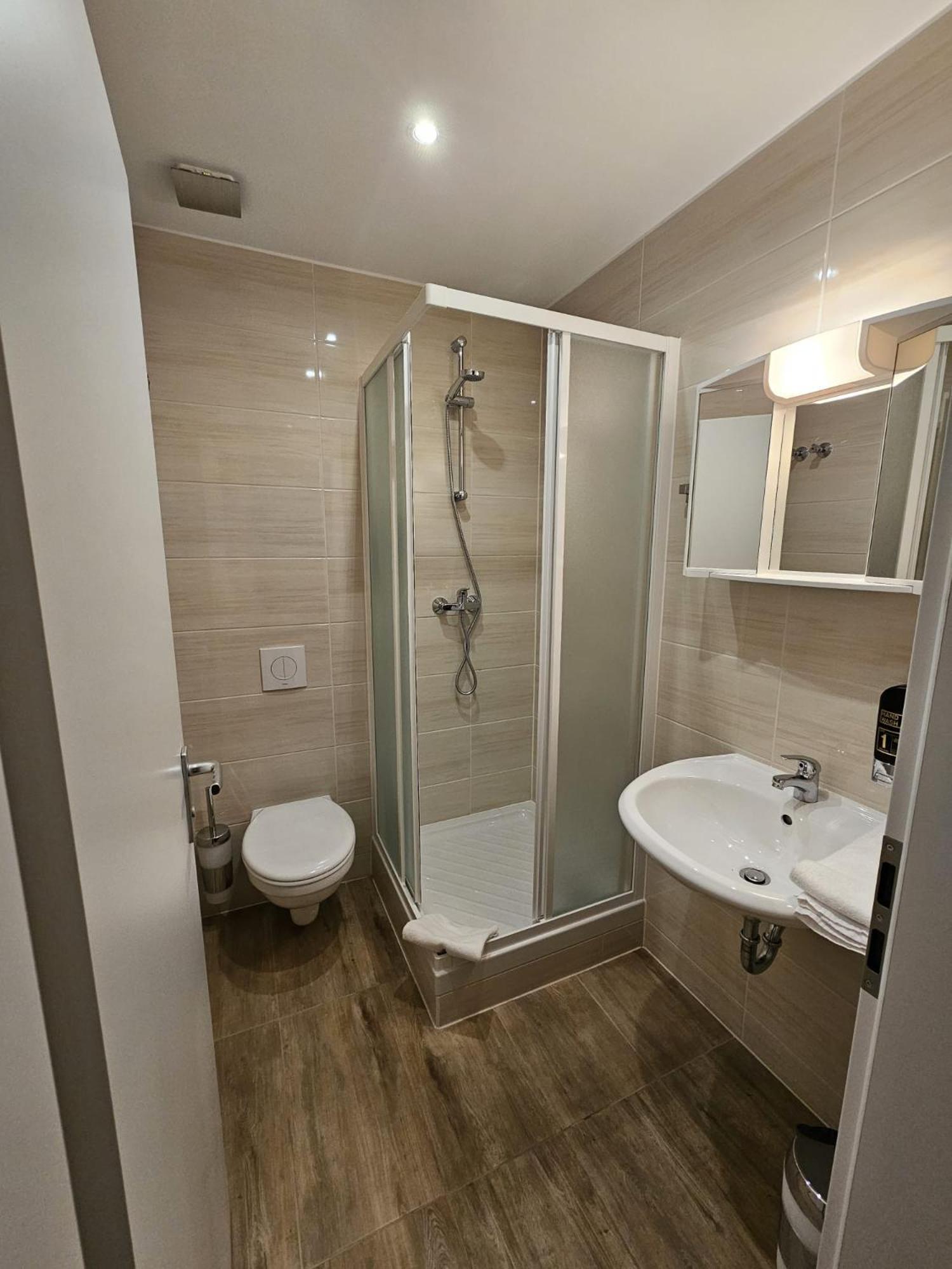 Hotel Post Nuertingen Eksteriør billede
